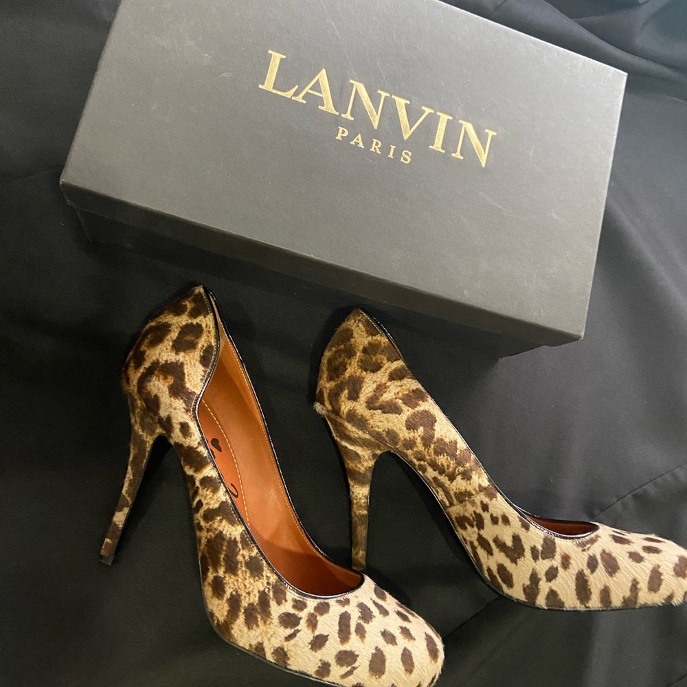 Lanvin heels. Gift 🎁 yourself or your loved one